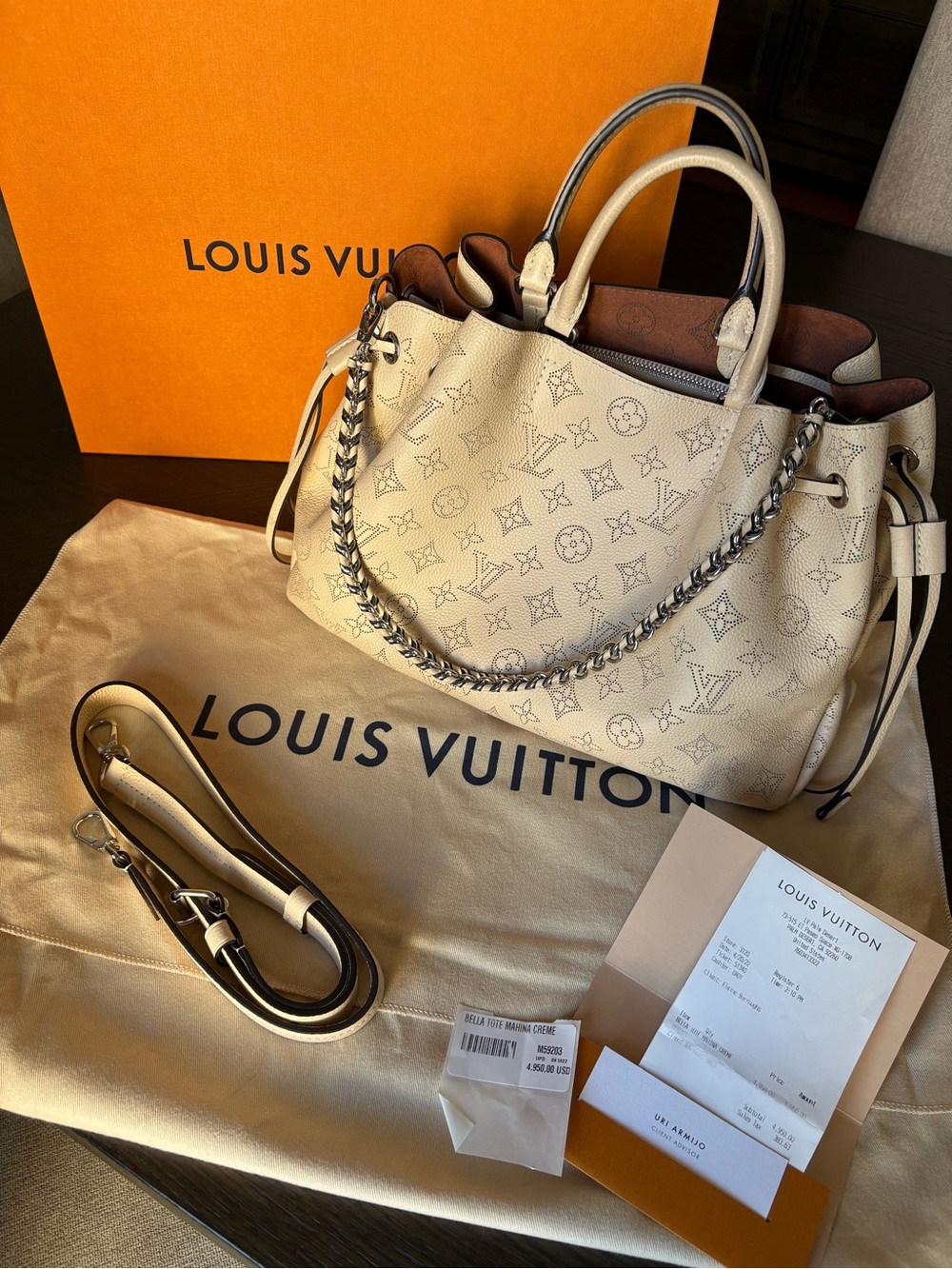 Louis Vuitton BELLA TOTE MAHINA CREAM 2022